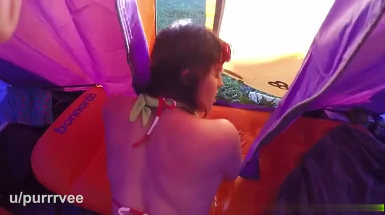 Salope ivre se fait défoncer dans la tente du festival
